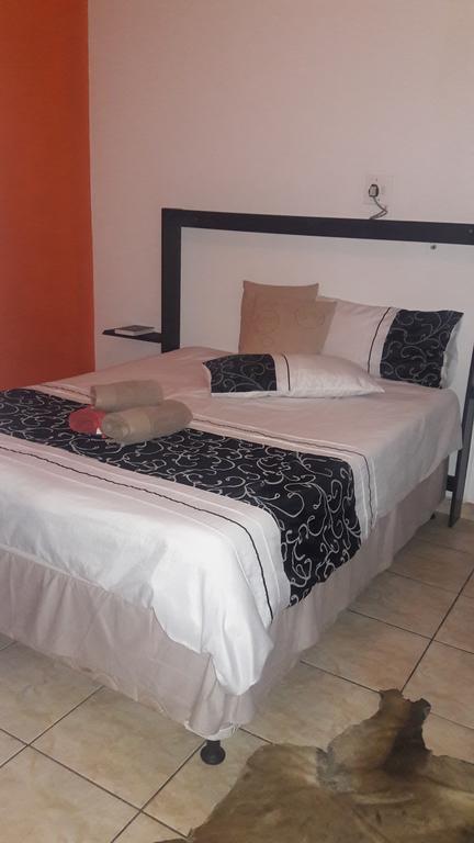 Guesthouse Villa Nina Okahandja Esterno foto
