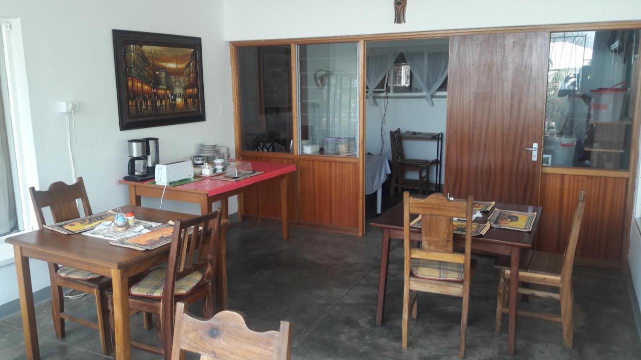 Guesthouse Villa Nina Okahandja Esterno foto